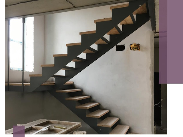 Изготовление лестниц на металлокаркасе в Серпухове от производителя