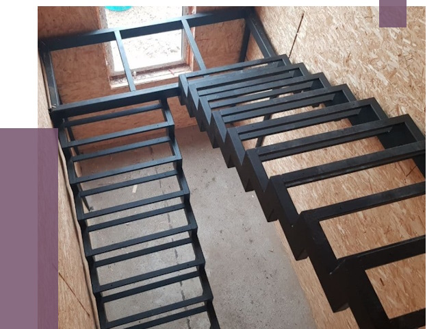 Демонтаж лестниц на металлокаркасе в Серпухове от 7316 руб. за м²