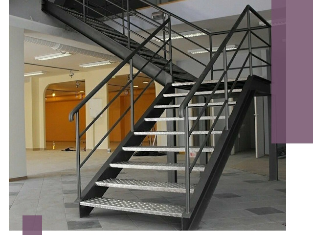 Лестницы для офиса в Серпухове: изготовление, монтаж, демонтаж