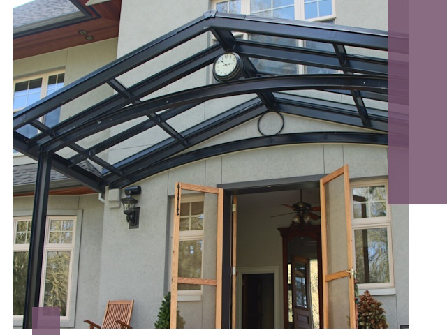 Изготовление и монтаж навесов и козырьков в Серпухове