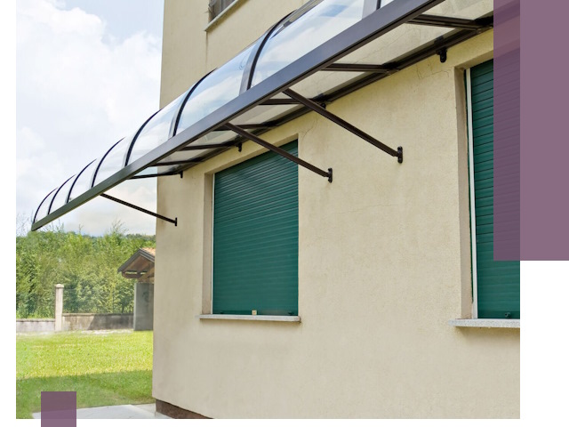 Козырьки над окнами в Серпухове — изготовление и монтаж по выгоде