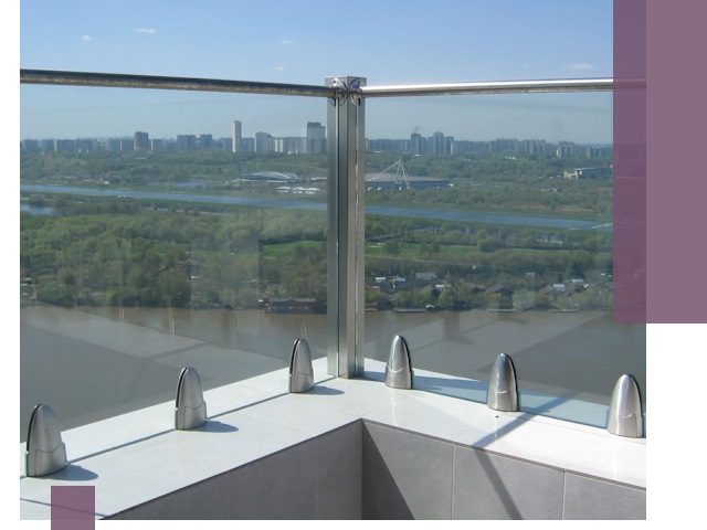 Стеклянные парапеты премиум класса в Серпухове для домов и бизнесов